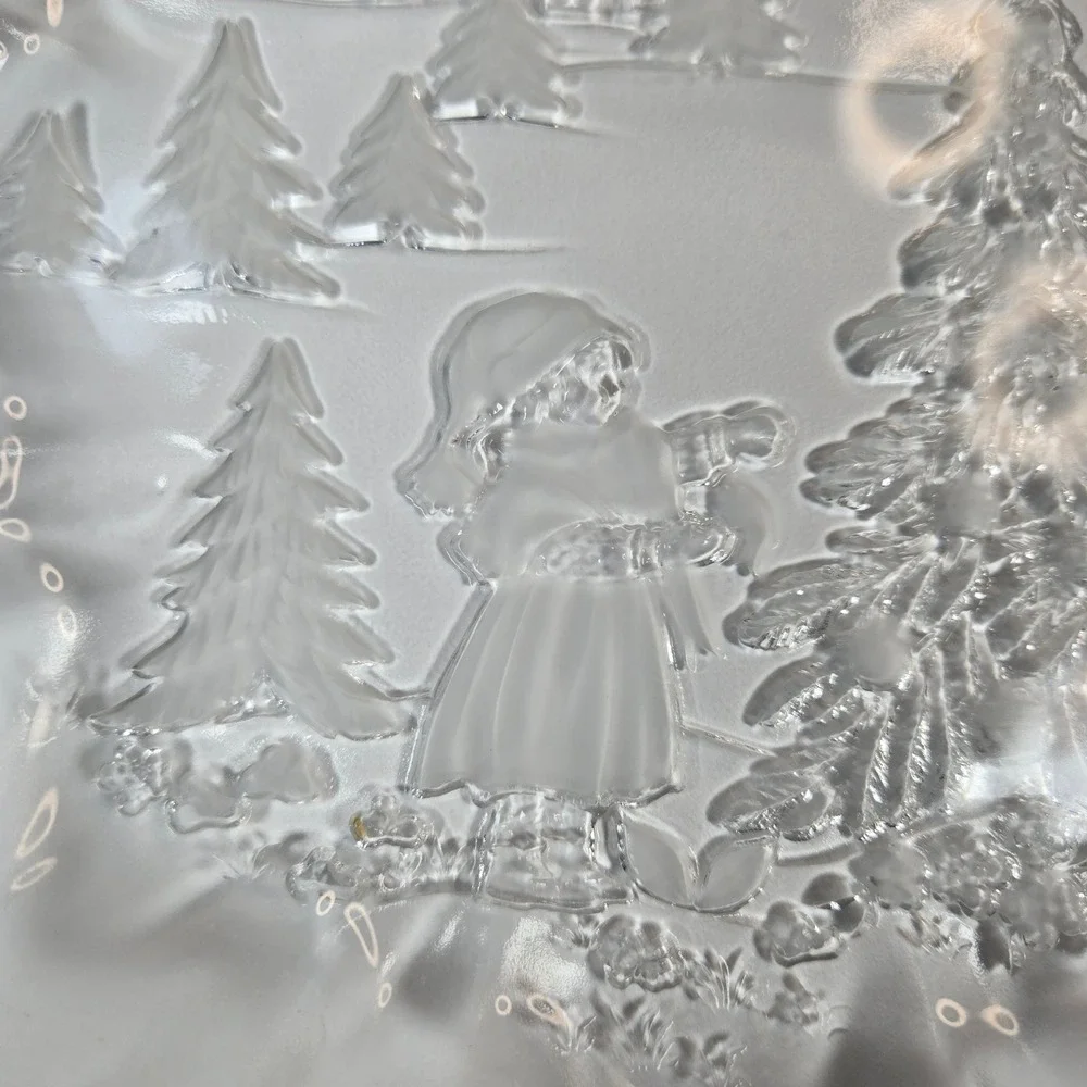 Vintage Mikasa Christmas Story Frosted Glass Crystal Serving Plate Bowl‎ Platter